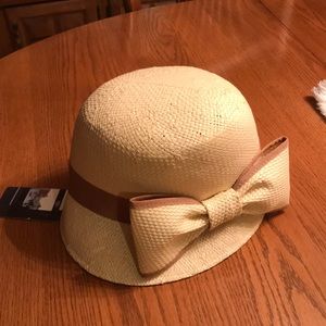 Urban Outfitters straw hat!